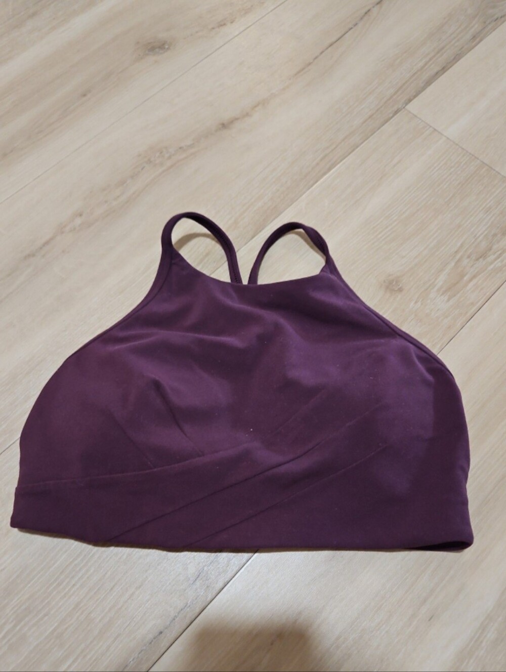 Lululemon flow y wrap front high neck sports bra Size 8